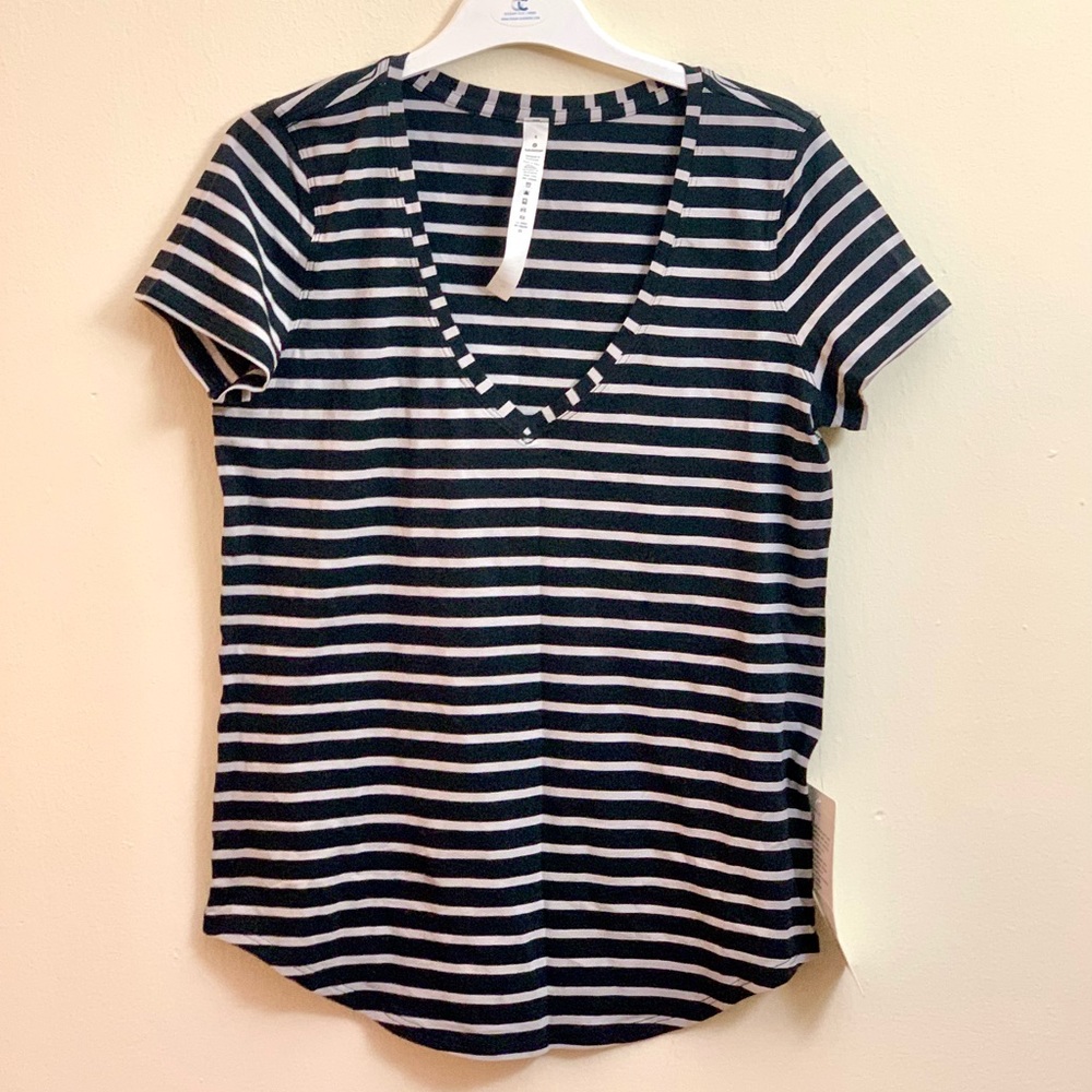 Lululemon Love V-Neck T-Shirt